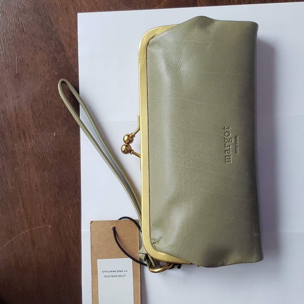 Margot New York Green Nova Frame Wallet Purse Wristlet New